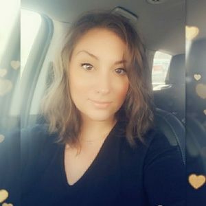 Meet your Posher, Rebecca